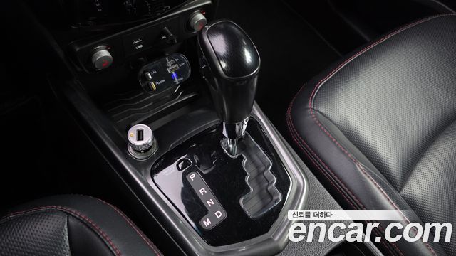 KG Mobility (SsangYong) Tivoli Air Diesel RX 2WD 2017 — фото 9