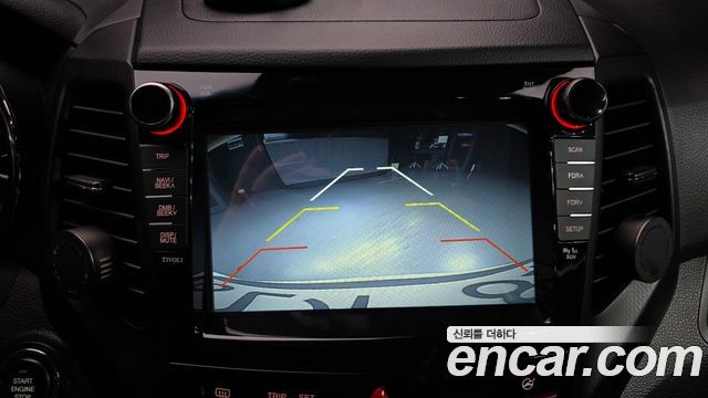 KG Mobility (SsangYong) Tivoli Air Diesel RX 2WD 2017 — фото 15