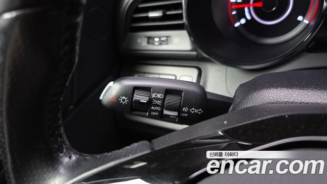 KG Mobility (SsangYong) Tivoli Air Diesel RX 2WD 2017 — фото 16