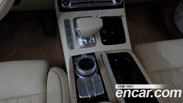 Genesis G90 5.0 AWD Prestige 2020 — фото 9