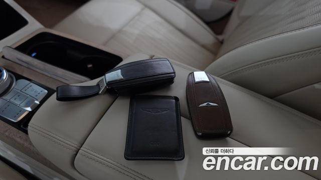 Genesis G90 5.0 AWD Prestige 2020 — фото 15