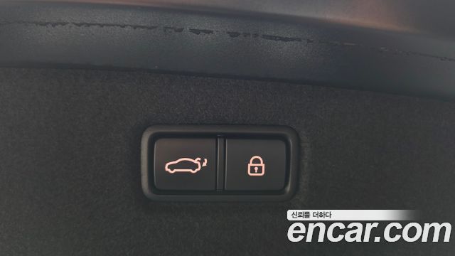 Genesis G90 5.0 AWD Prestige 2020 — фото 19