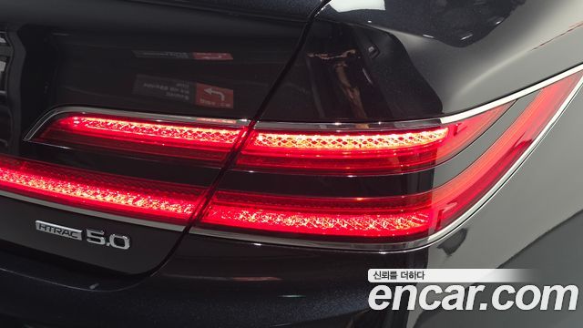 Genesis G90 5.0 AWD Prestige 2020 — фото 23