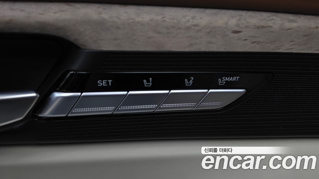 Genesis G90 5.0 AWD Prestige 2020 — фото 30