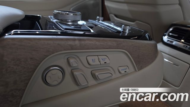 Genesis G90 5.0 AWD Prestige 2020 — фото 34