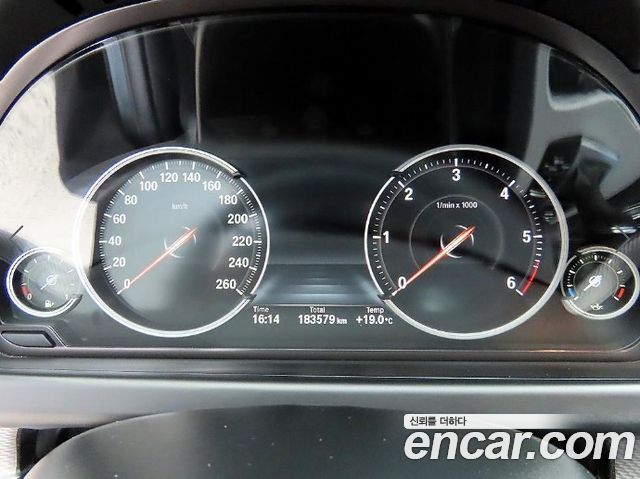 BMW 6 Series (F12) 640d xDrive M Sport Gran Coupe 2016 — фото 9