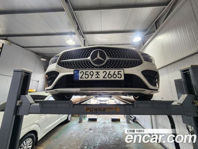 Mercedes-Benz CLA-Class (C118) CLA250 4MATIC