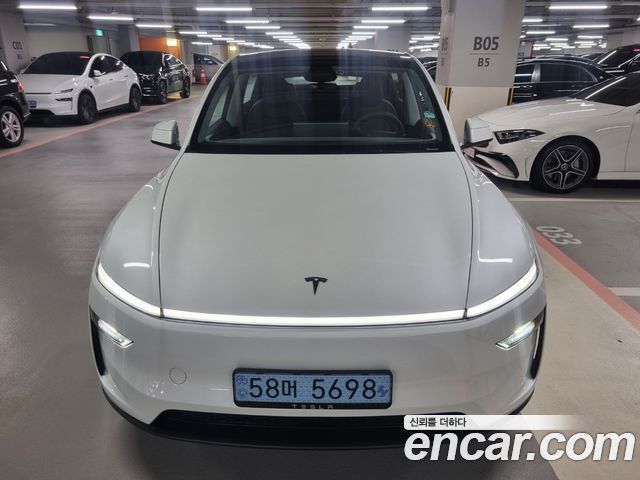 Tesla Model Y Long Range AWD