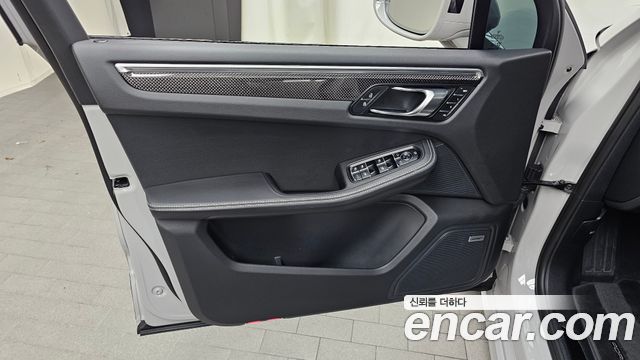 Porsche Macan 2.9 GTS 95B 2023 — фото 24