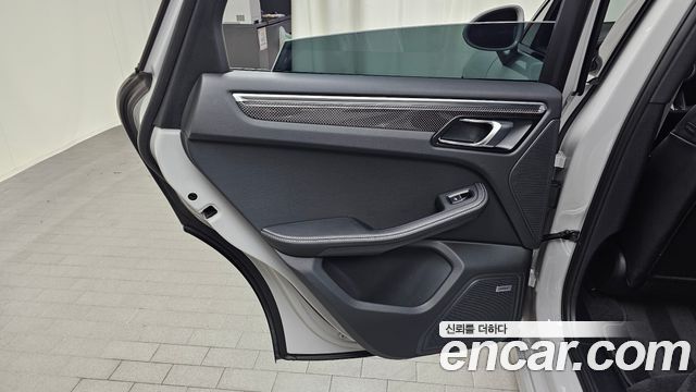 Porsche Macan 2.9 GTS 95B 2023 — фото 25