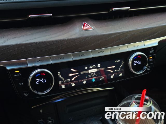 Genesis G80 (RG3) Gasoline 3.5 Turbo 2WD 2021 — фото 15