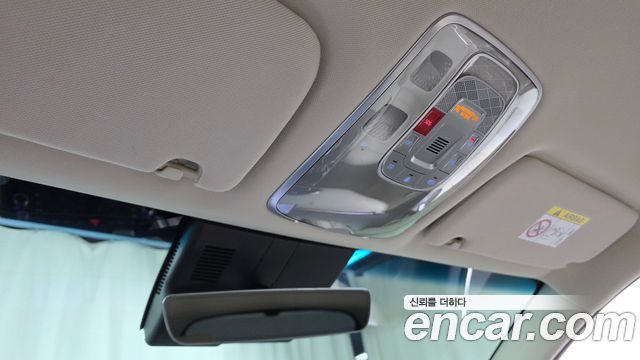 Genesis GV70 2.5T Gasoline AWD 2025 — фото 19