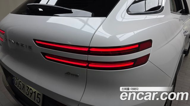 Genesis GV70 2.5T Gasoline AWD 2025 — фото 23