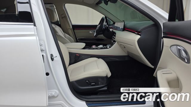 Genesis GV70 2.5T Gasoline AWD 2025 — фото 26