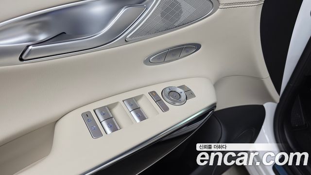 Genesis GV70 2.5T Gasoline AWD 2025 — фото 28