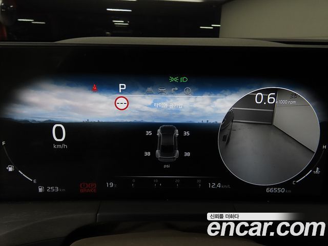 Kia K8 2.5 Gasoline 2WD Signature 2022 — фото 18