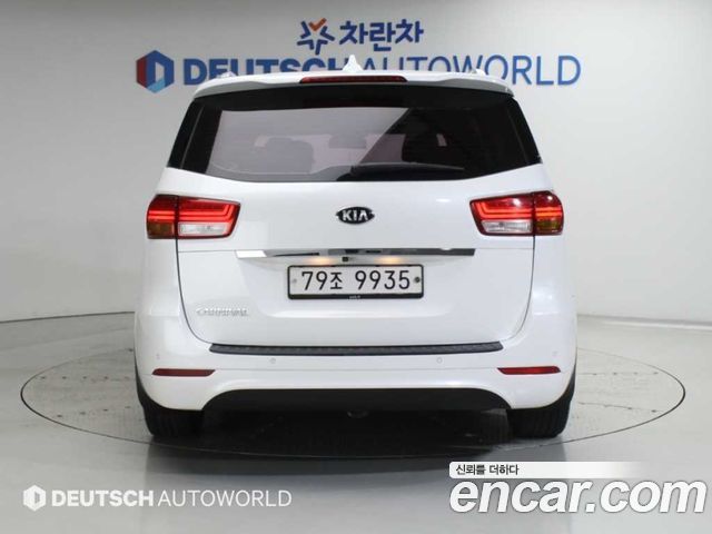 Kia Carnival 11-seater Noblesse 2018 — фото 4