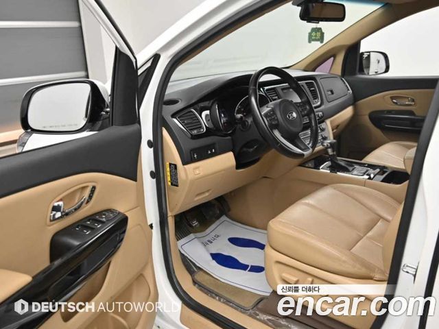 Kia Carnival 11-seater Noblesse 2018 — фото 15