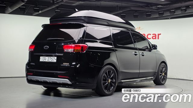 Kia Carnival 7-seater Hi-limousine VIP 2016 — фото 2