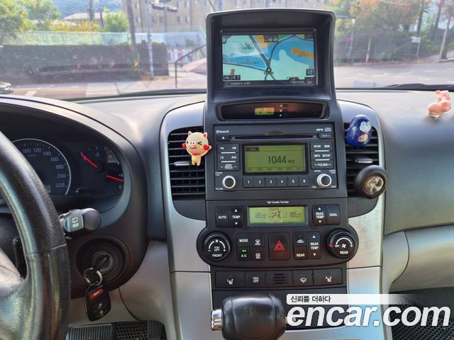 Kia Carnival R Grand Carnival GLX Luxury 2013 — фото 18