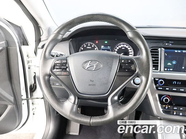 Hyundai Sonata (LF) LPI Premium 2017 — фото 19