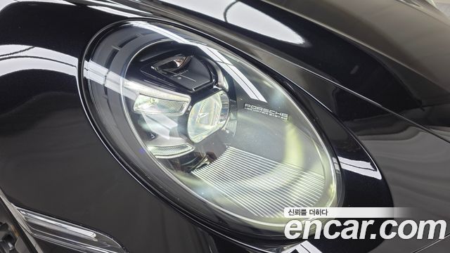 Porsche 911 (992) Carrera 4S Cabriolet 2020 — фото 28