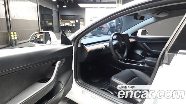 Tesla Model 3 Standard Range Plue RWD 2020 — фото 10