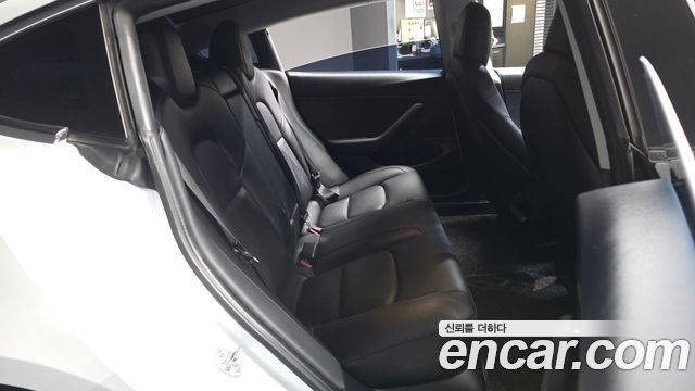 Tesla Model 3 Standard Range Plue RWD 2020 — фото 12