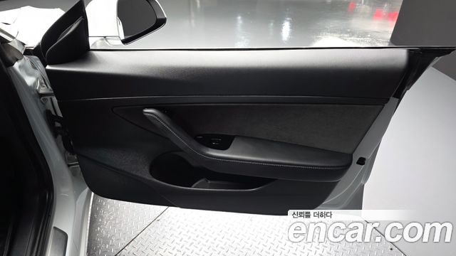 Tesla Model 3 Standard Range Plue RWD 2020 — фото 24
