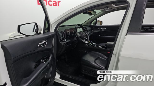 Kia Sportage (V) Gasoline 1.6 Turbo 2WD Nobleless 2022 — фото 10