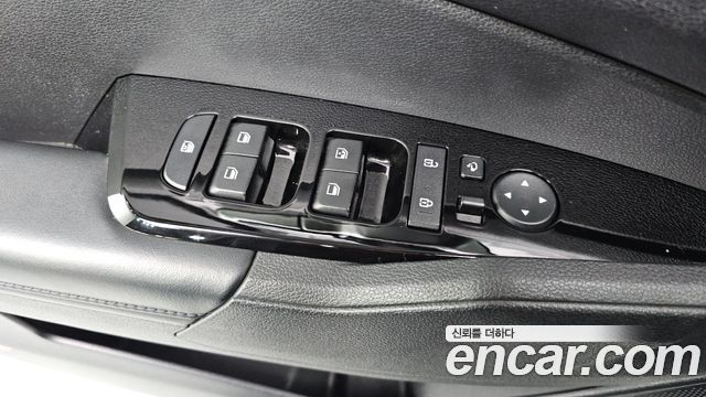 Kia Sportage (V) Gasoline 1.6 Turbo 2WD Nobleless 2022 — фото 29