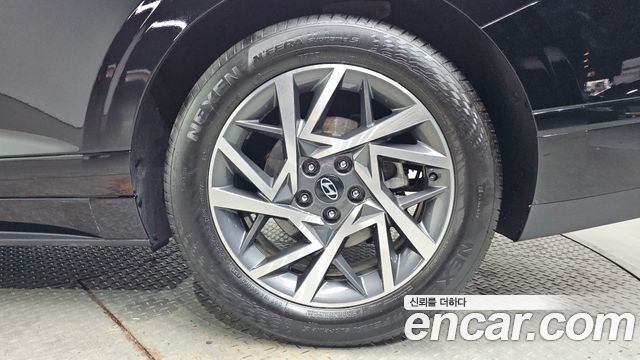 Hyundai Grandeur Hybrid (GN7) Premium 2023 — фото 21
