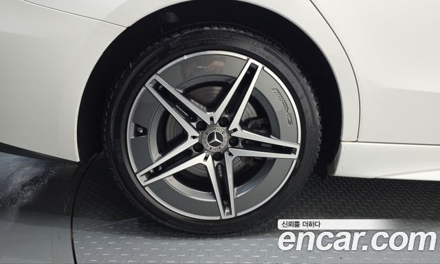 Mercedes-Benz C-Class (W206) C200 AMG Line 2024 — фото 5