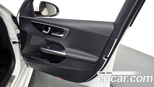 Mercedes-Benz C-Class (W206) C200 AMG Line 2024 — фото 24