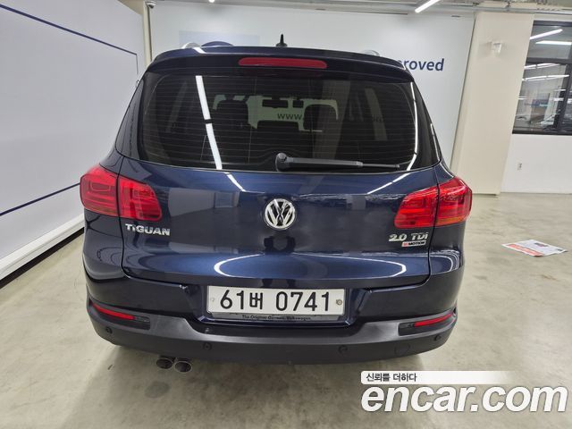 Volkswagen Tiguan 2.0 TDI  Premium 5N 2016 — фото 4