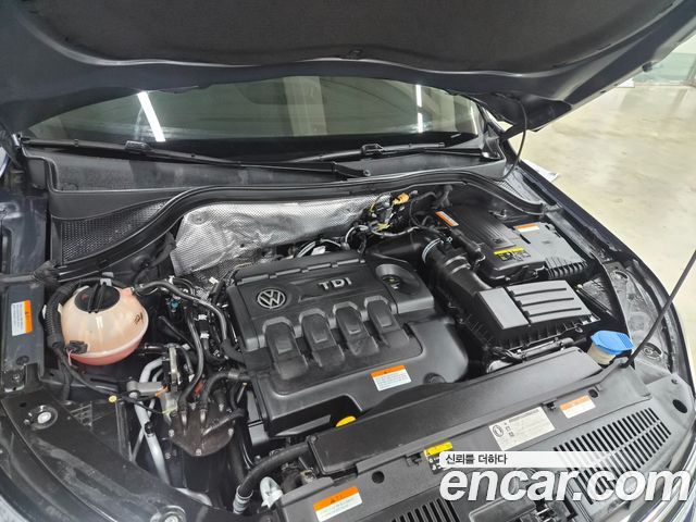Volkswagen Tiguan 2.0 TDI  Premium 5N 2016 — фото 6