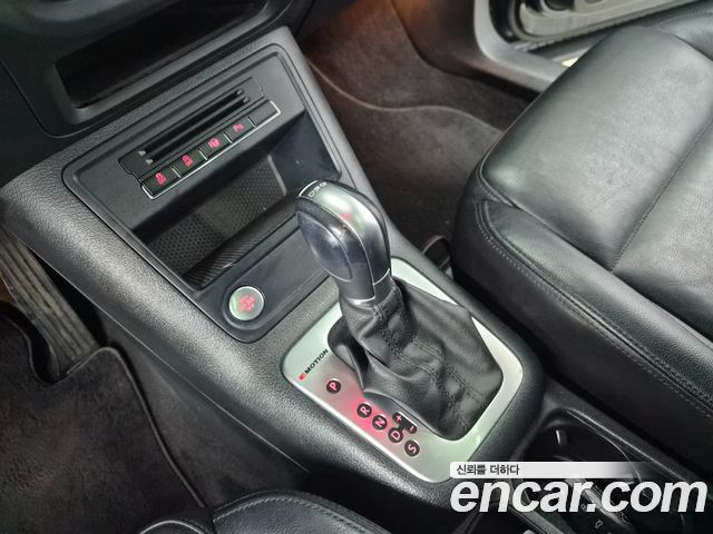 Volkswagen Tiguan 2.0 TDI  Premium 5N 2016 — фото 9