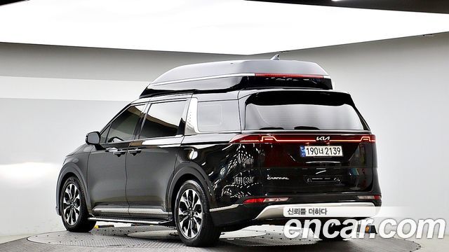 Kia Carnival (IV) Gasoline 9-Seater Hi-Limousine Signature 2022 — фото 4