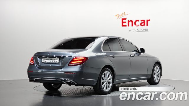 Mercedes-Benz E-Class (W213) E300 Exclusive 2017 — фото 2