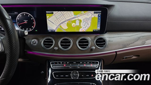 Mercedes-Benz E-Class (W213) E300 Exclusive 2017 — фото 12