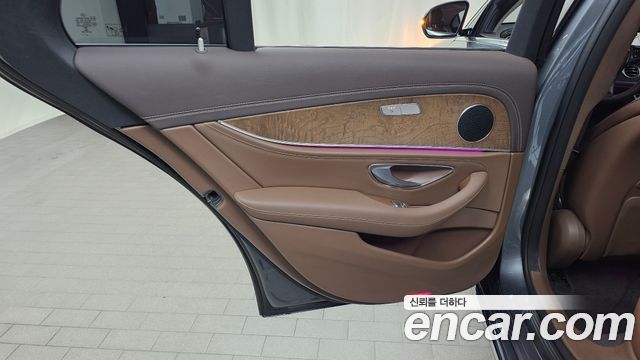 Mercedes-Benz E-Class (W213) E300 Exclusive 2017 — фото 25