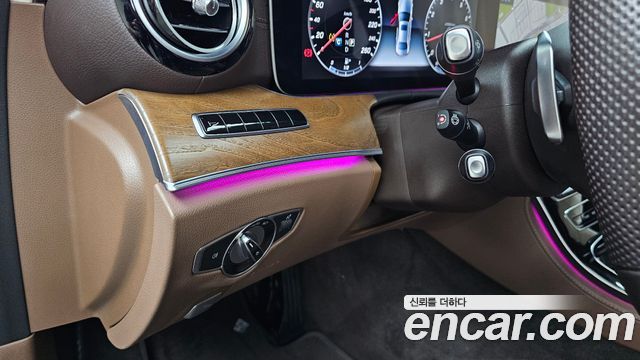 Mercedes-Benz E-Class (W213) E300 Exclusive 2017 — фото 28