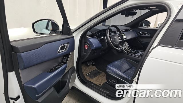 Land Rover Range Rover Velar 3.0 D300 R-Dynamic SE 2018 — фото 10