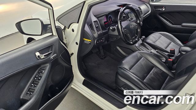 Kia K3 Diesel Noblesse 2014 — фото 10