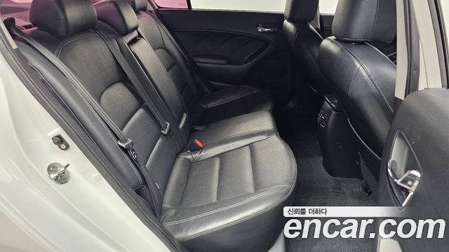 Kia K3 Diesel Noblesse 2014 — фото 12