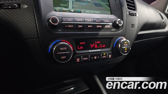 Kia K3 Diesel Noblesse 2014 — фото 16