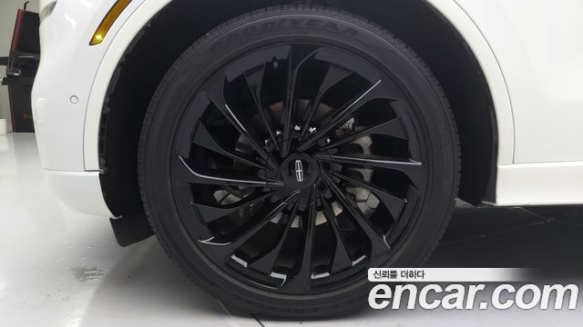 Lincoln Aviator (II) 3.0 RESERVE JET PACKAGE AWD 2023 — фото 5