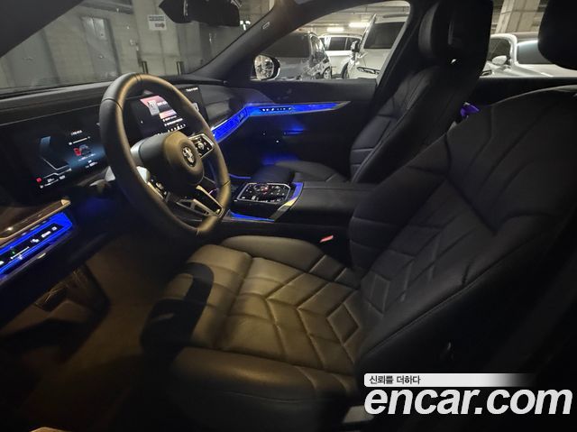 BMW 7 Series (G70) 740i xDrive M Sport 2026 — фото 15