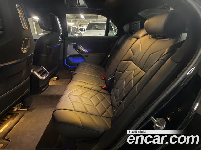 BMW 7 Series (G70) 740i xDrive M Sport 2026 — фото 19