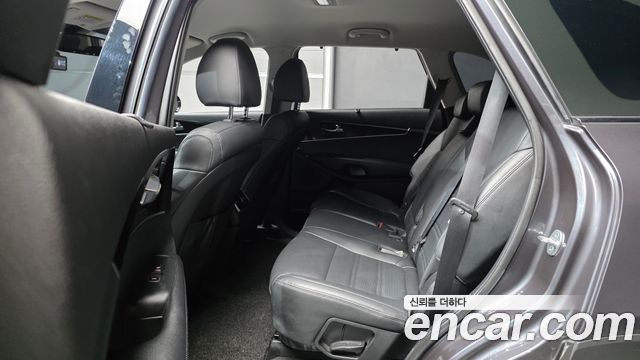 Kia Sorento Diesel 2.2 2WD Noblesse Special 2019 — фото 12